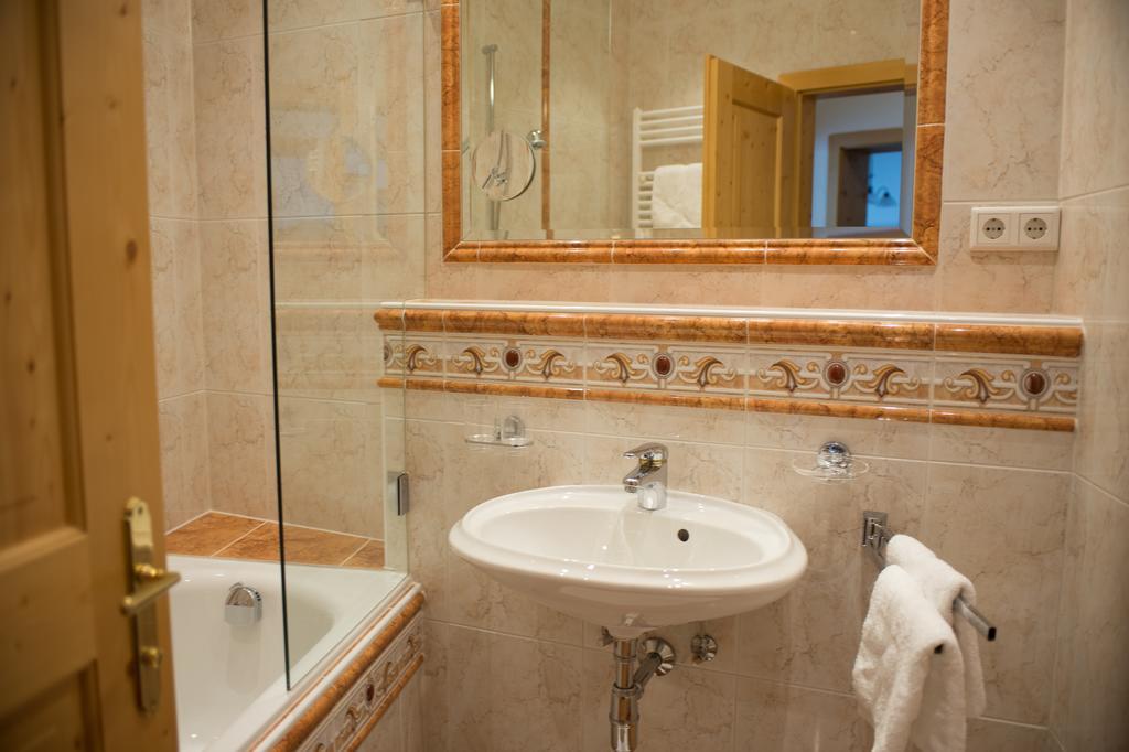 Abanico Appartements Seefeld in Tirol Chambre photo
